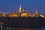 bild Abenddaemmerung Parliament Hill Ottawa Kanada