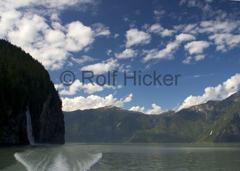 Knight Inlet Wasserfall British Columbia