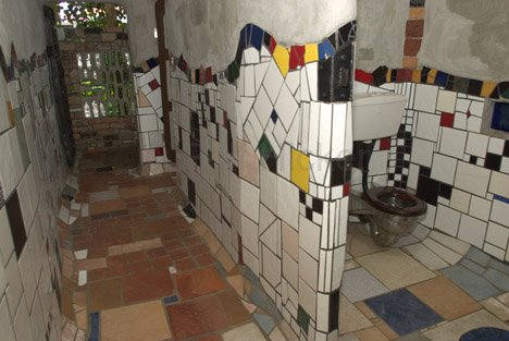 Hundertwasser Toilette