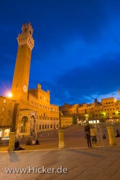 Abend Stimmung Daemmerung Siena Toskana Italien