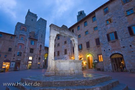 Zisterne Piazza Della Cisterna San Gimignano Italien