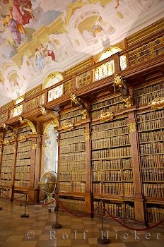 Buecher Bibliothek Stift Melk Oesterreich