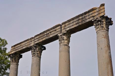 Korinthische Sauelen Apollotempel Riez Provence Frankreich