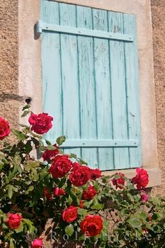 Fenster Blumenschmuck Provence