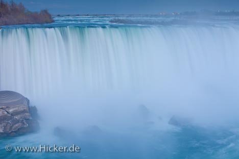 Touristenattraktion Wasserfall Niagarafaelle Ontario Kanada