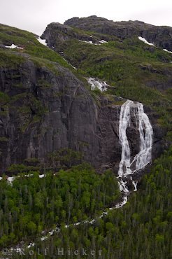 Mealy Mountains Wasserfall Bild