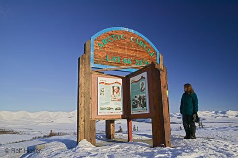 Polarkreis Reisefotografie Urlauberin